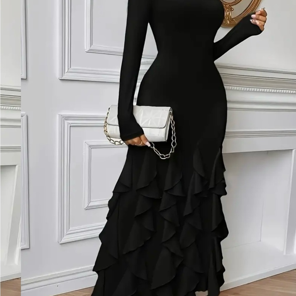 Elegant Black Long Sleeve Dress